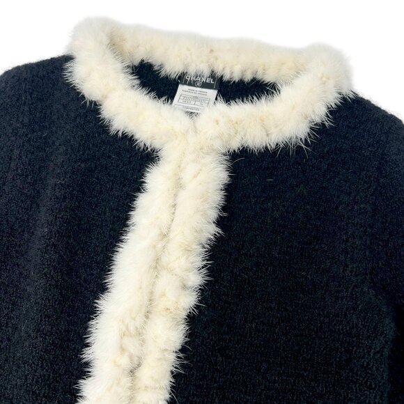 CHANEL Vintage 03A CC Logo Mohair Knit Fur Jacket Pocket Button #38 [105700] - Picture 5 of 12